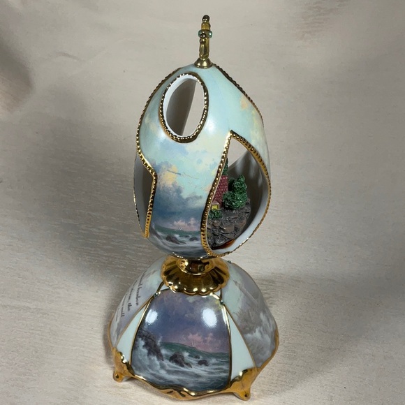 2005 Thomas Kinkaid Conquering the Storm Lights of Faith Musical Egg - Picture 4 of 10